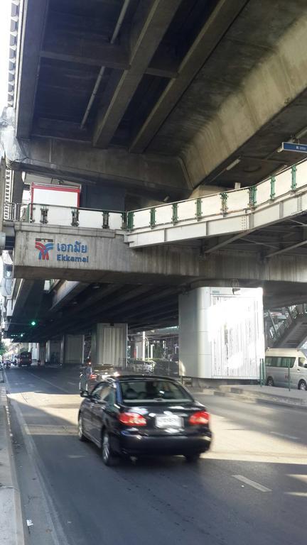 Hotel De Sky Sukhumvit Ekkamai Bangkok Zewnętrze zdjęcie
