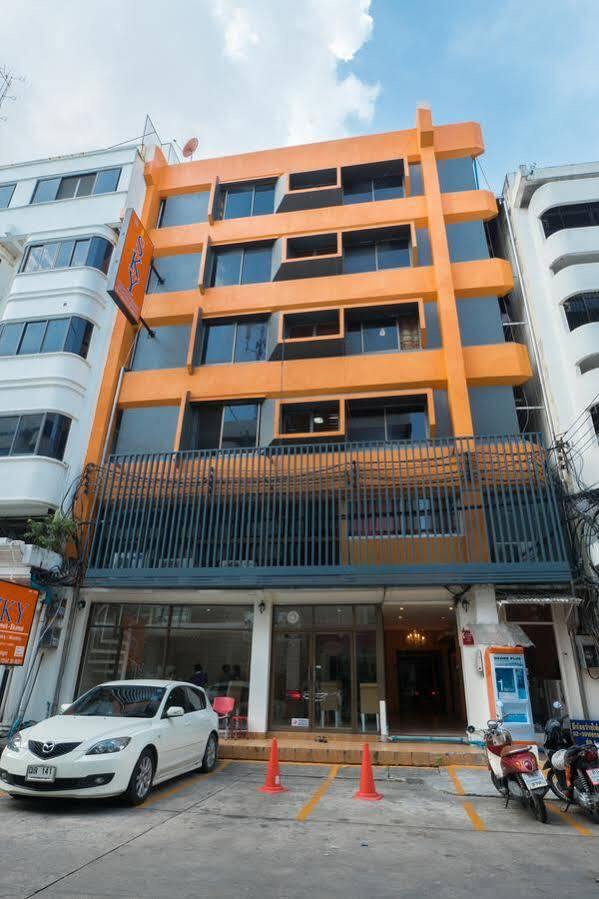 Hotel De Sky Sukhumvit Ekkamai Bangkok Zewnętrze zdjęcie